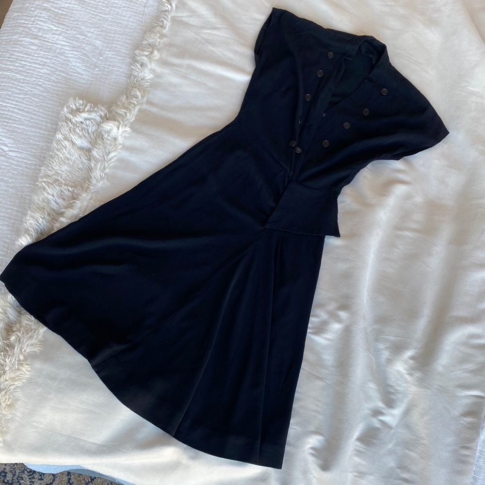 Inky black swishy rayon 1940s dress — a rare find! Great for dancing! 💃